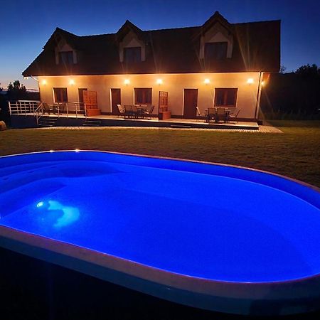 Compass House Villa Wiselka Exterior photo